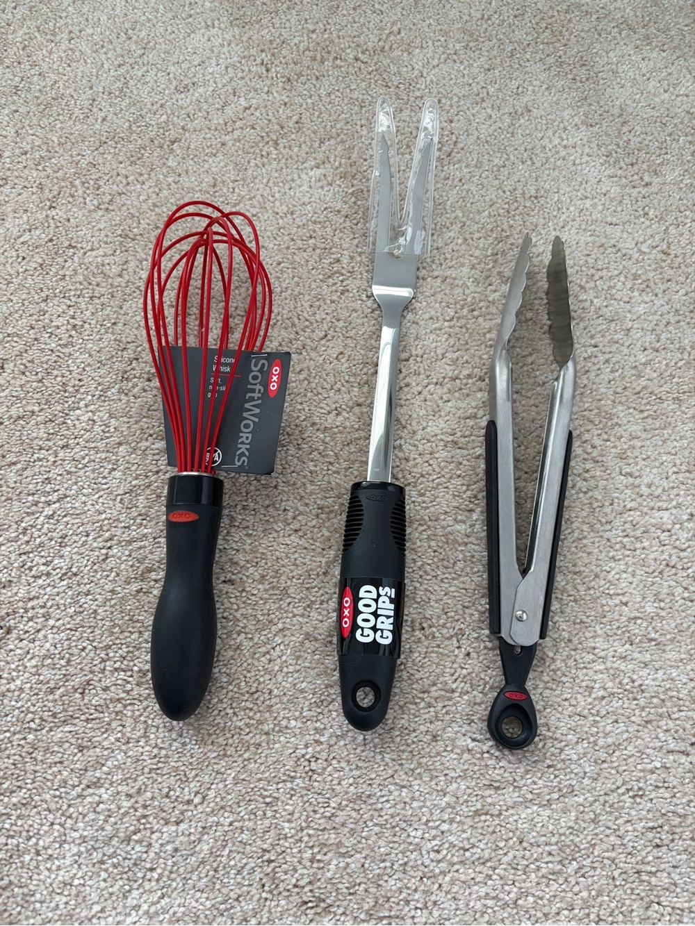 OXO Red & Black Whisk, Fork and Tongs Set